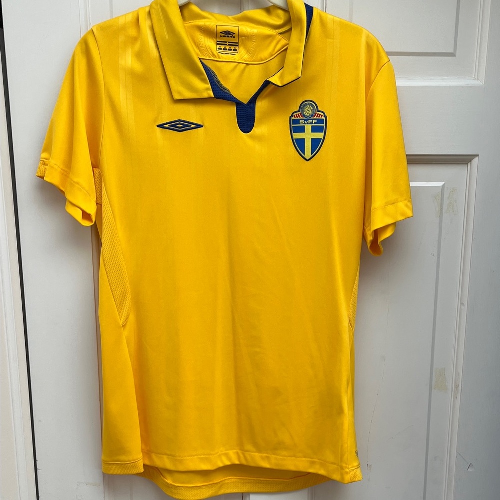 Umbro Swedish soccer jersey like new